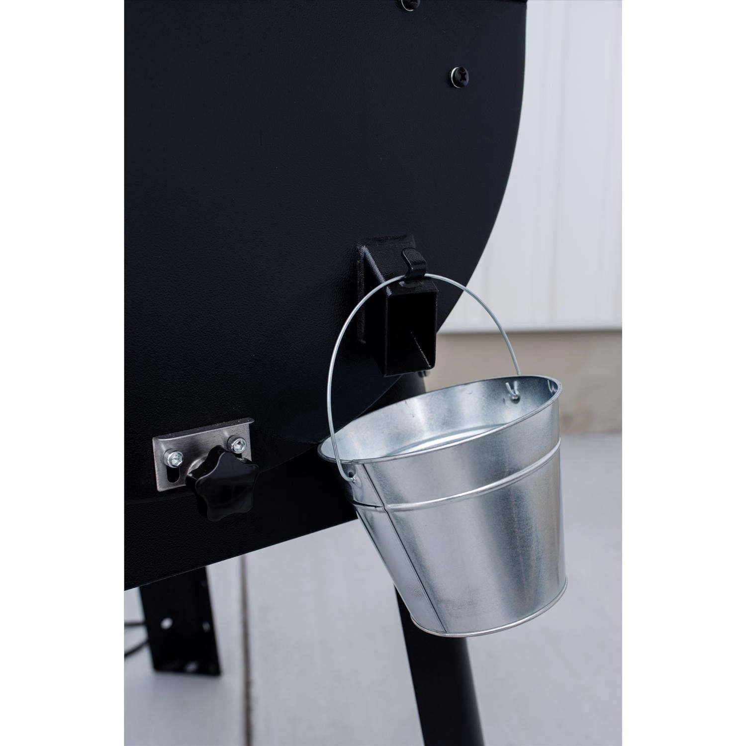 Camp Chef SmokePro Wood Pellet Grill And Smoker Black - Image 6