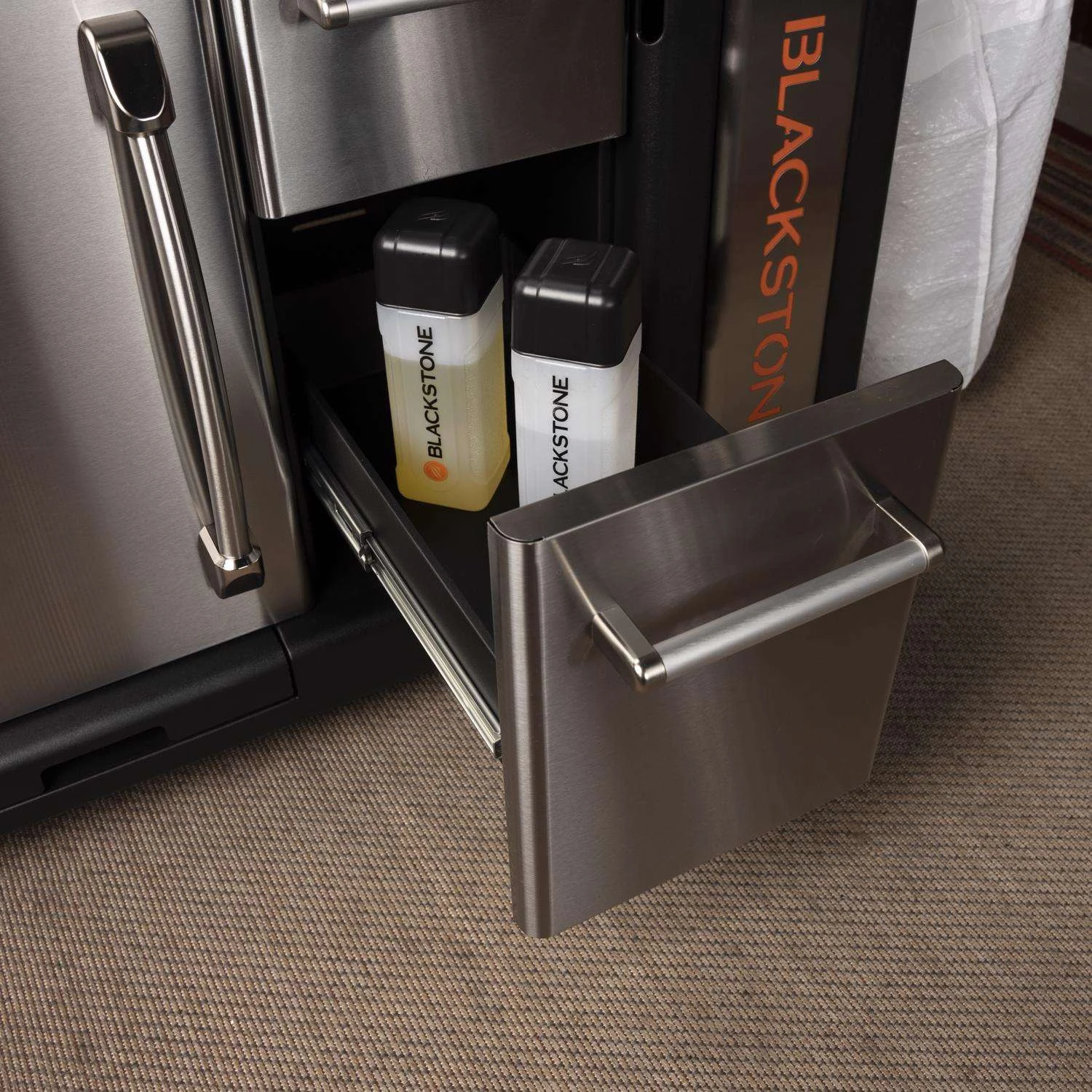 Blackstone 4 Burner Liquid Propane Outdoor Griddle Black/Silver - Image 6