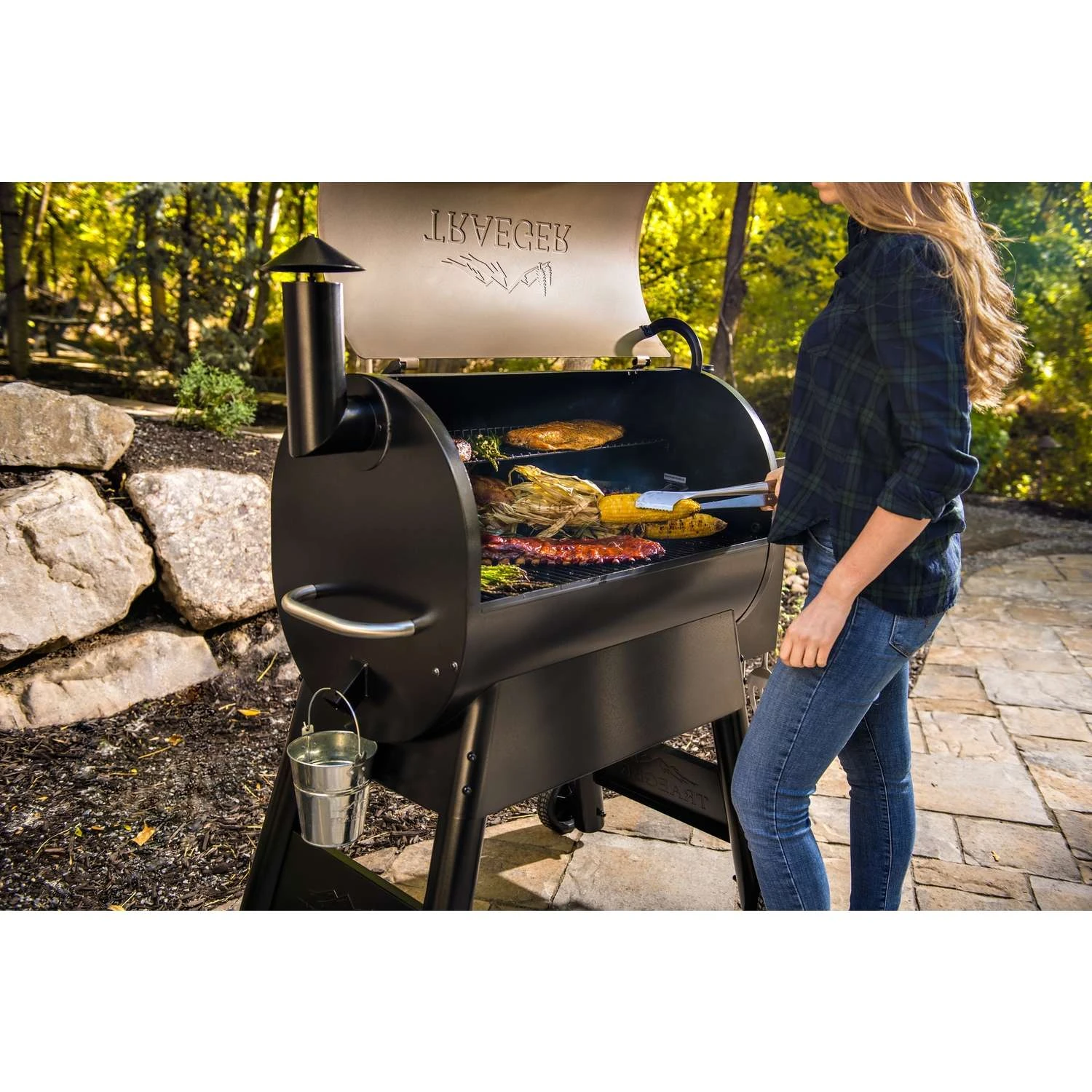 Traeger Pro 780 Wood Pellet WiFi Grill Bronze - Image 4