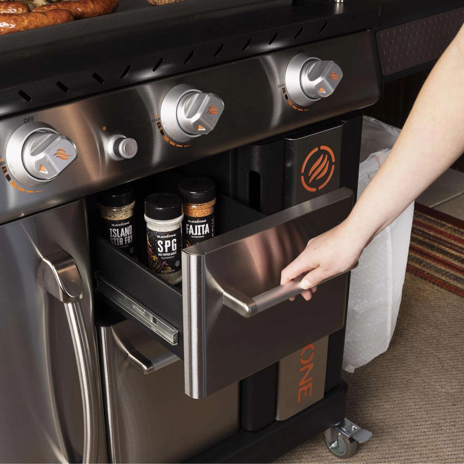 Blackstone 4 Burner Liquid Propane Outdoor Griddle Black/Silver - Image 8